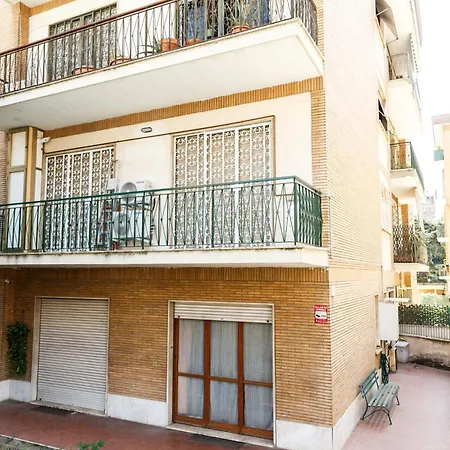 Maison Chic Cornelia - San Pietro Rome Exterior photo